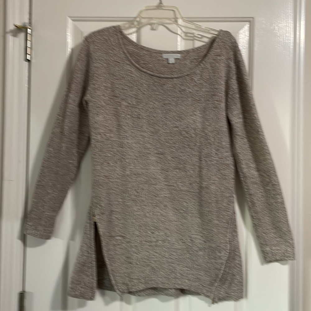 Tunic sweater with zippers,scoop neck
